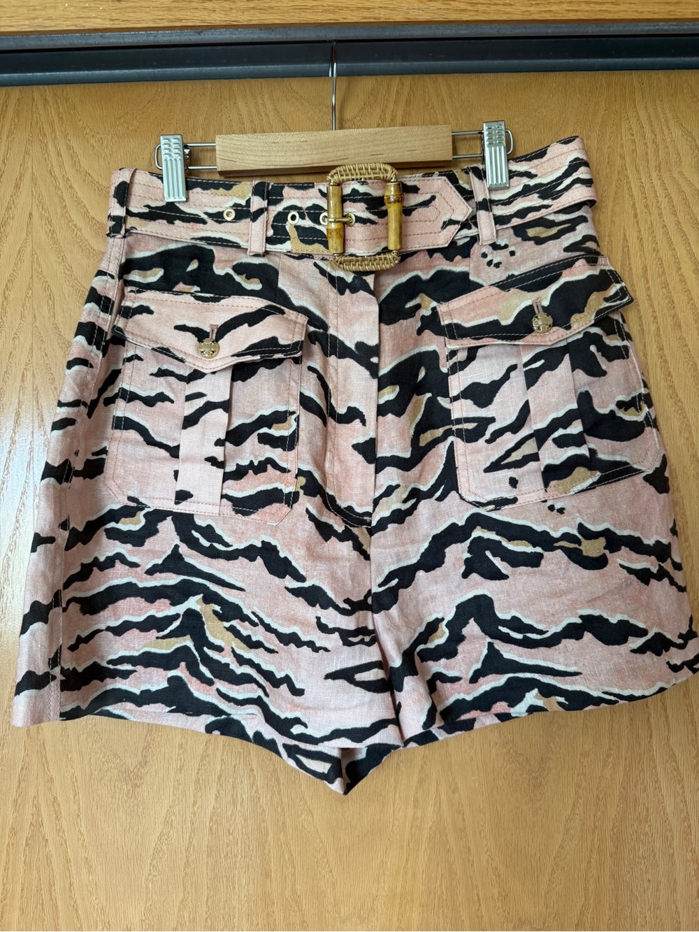 Zimmermann linen Women's Utility Shorts with Belt. New!